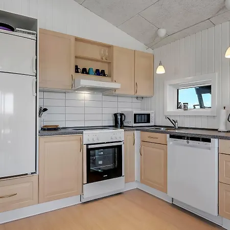 Hyggeligt Traehus Beliggende I Ferring Sj395 Ferienhaus